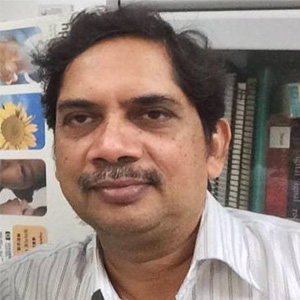 Dr. Vineet Sahula